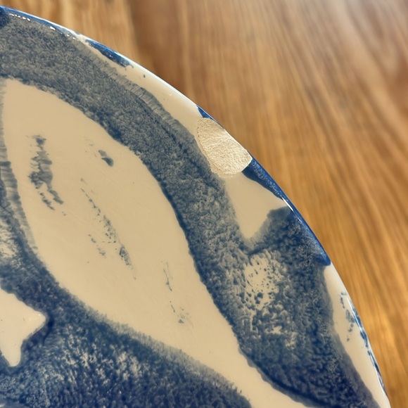 Pair of Vietri School of Fish Salad Plates - Picture 4 of 10